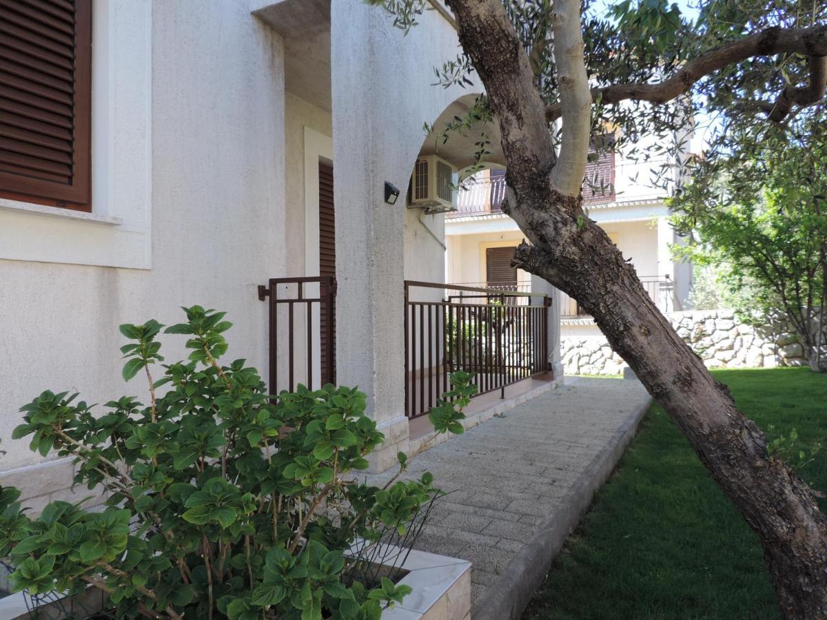 Apartmani Antica Đảo Đảo Cres Ngoại thất bức ảnh